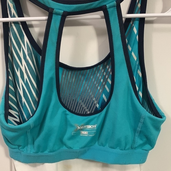 Xersion performancewear, jogging, yoga or lounging. Size medium see measurements - Picture 4 of 5